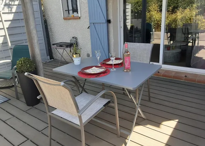 Holiday home Bord Verdon T2 Maisonnette 35m2 Climatisation - Terrasse 25m2-classe 3etoiles *